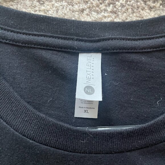 PLUR Tshirt, Lightweight and comfortable. Like New - Picture 2 of 2